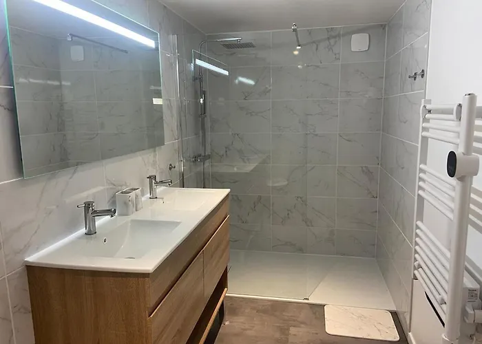 De La Plaine Semesterbostad Cubjac