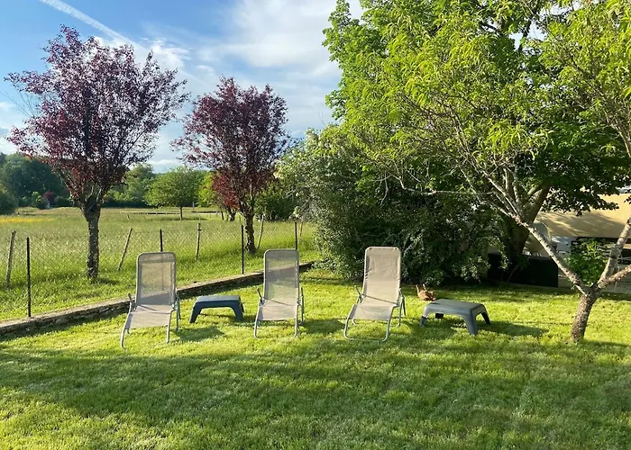 De La Plaine Semesterbostad Cubjac