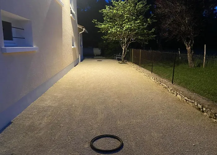 De La Plaine Semesterbostad Cubjac