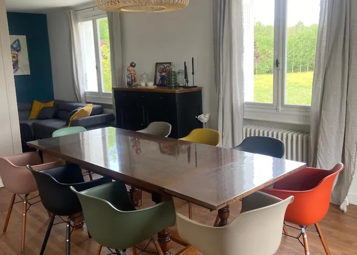 De La Plaine Semesterbostad Cubjac