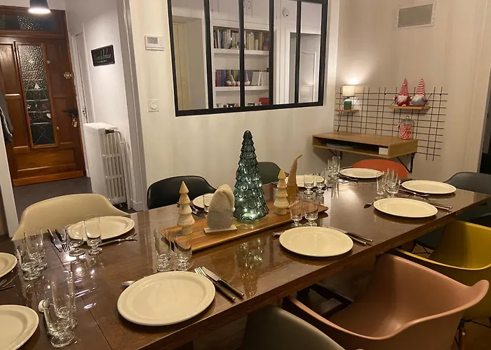 Semesterbostad De La Plaine